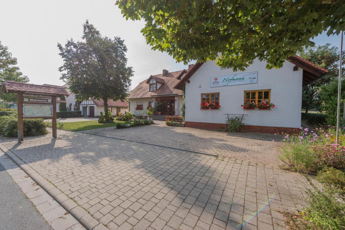 Gasthaus-Pension Hofmann Oberdachstetten Exterior foto